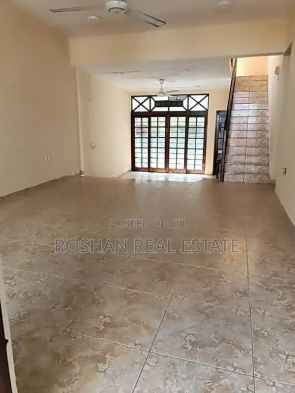 COMMERCIAL PROPERTY OFFICE PURPOSE RESIDENT FOR RENT COLOMBO 7 SA2735