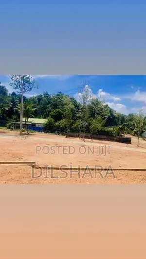 කැකනදුර පදිංචියට ඉඩමක්