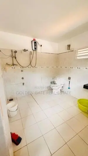 Kadawatha Spacious Two Storey House for Sale