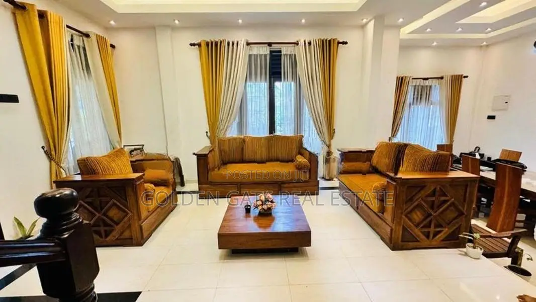 Luxury Two Storey House for Sale in Yakkala