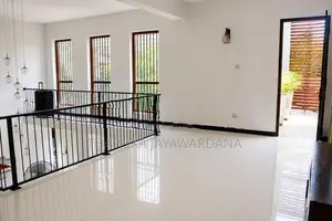 Modern 3 Storey House for Rent Mulleriyawa