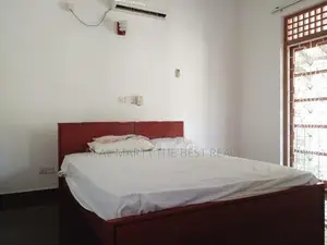 JA-ELA : 4-BR (14P) TWO-STORIED LUXURY HOUSE FOR SALE