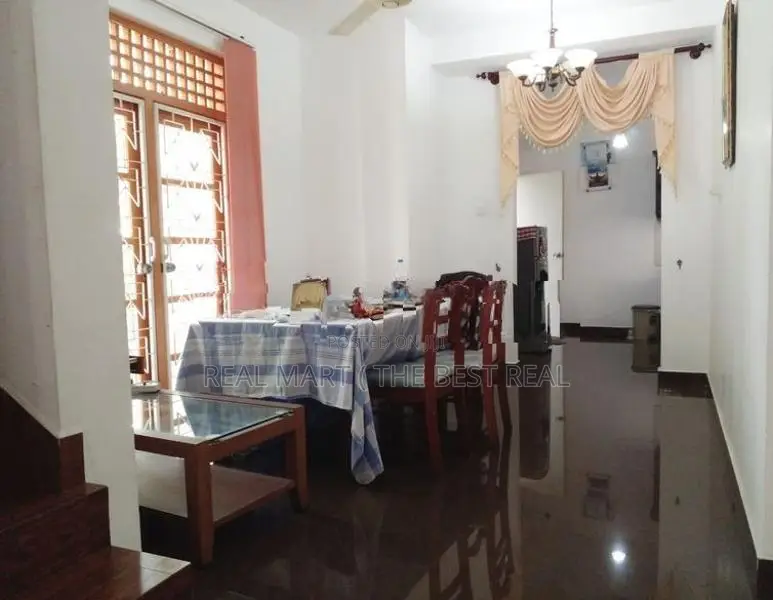 JA-ELA : 4-BR (14P) TWO-STORIED LUXURY HOUSE FOR SALE