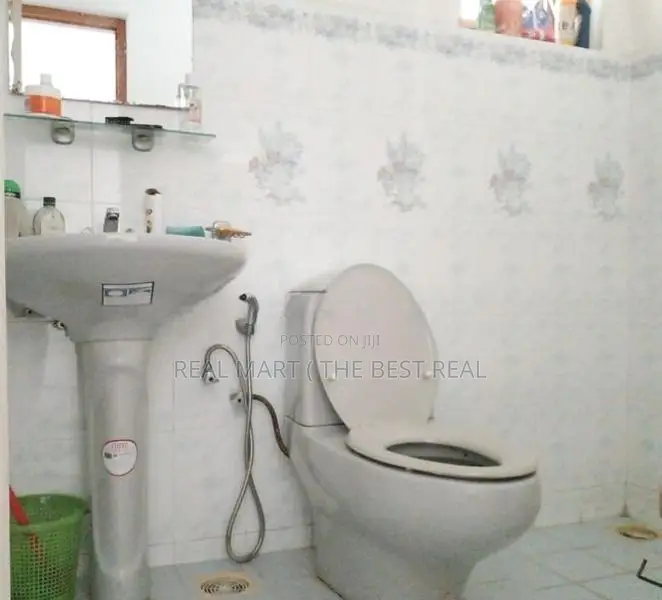 JA-ELA : 4-BR (14P) TWO-STORIED LUXURY HOUSE FOR SALE