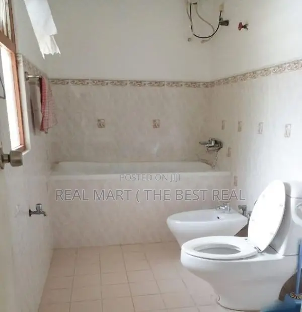 JA-ELA : 4-BR (14P) TWO-STORIED LUXURY HOUSE FOR SALE