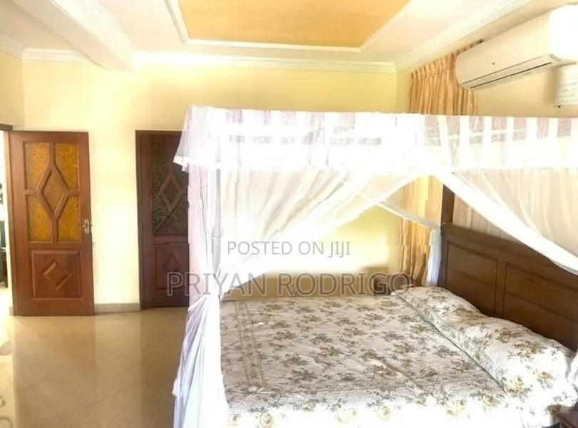 Spacious Solid House for Sale at Kotikawatta