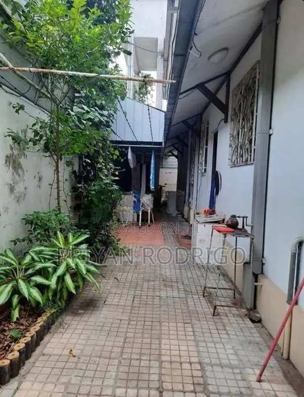 Pelawatta - Pannipitiya Main Road 02 Storied House for Rent