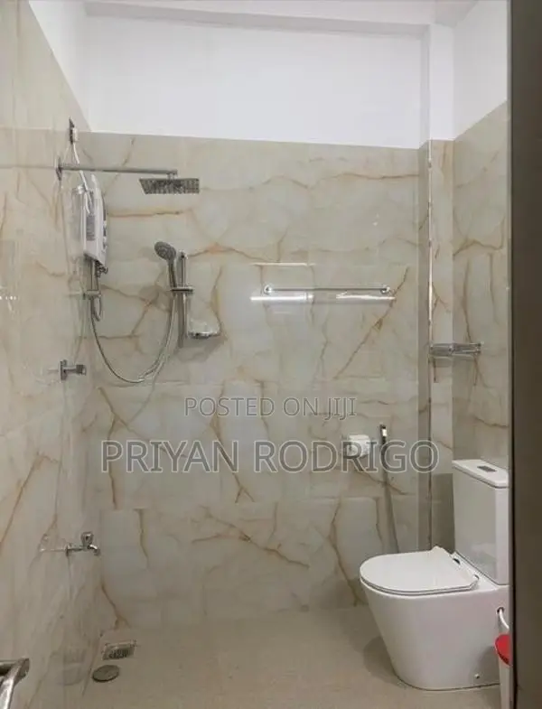 Tourist Board Approved 8 Luxury Bedroom Resort for Sale in Rathnapura