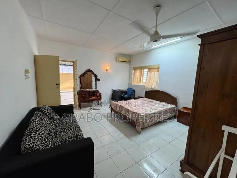 Spacious Furnished House for Rent in Colombo 7