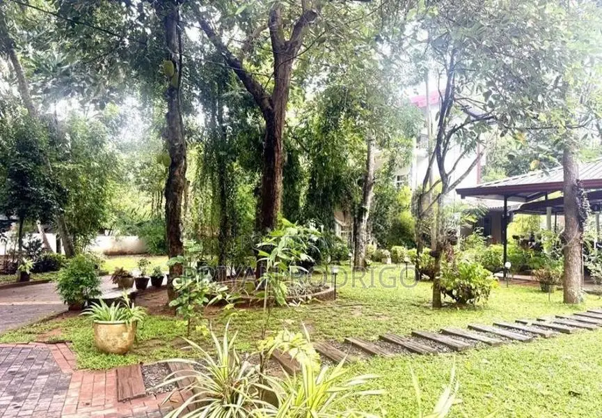 Tourist Board Approved 8 Luxury Bedroom Resort for Sale in Rathnapura