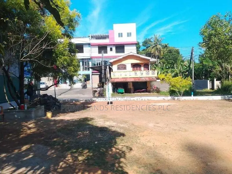 Land for Sale in Meepawala