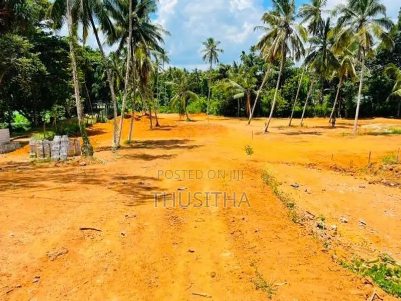 Yakkala Land for Sale