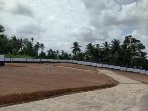 Bandaragama Lake Facing Valuable Land for Sale