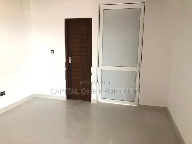 Brand New Building For Rent In Colombo 8 - 3487U
