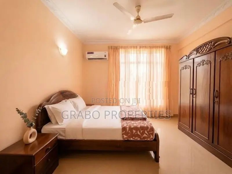 spacious Furniahed Bungalow for rent in Mount Lavinia