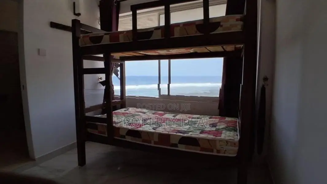 🏢 Accommodation Building For Rent In Colombo 04 - PDC25
