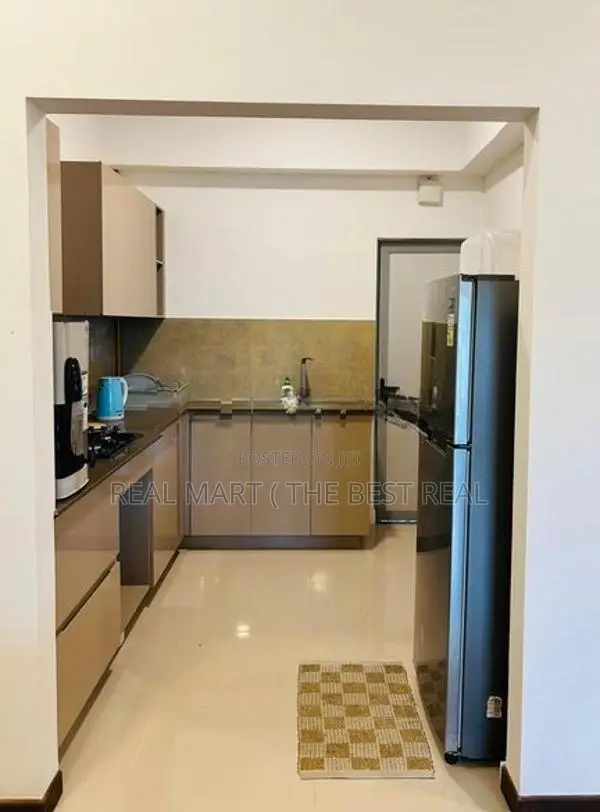 PILIYANDALA : 3-BR (1,070 SQFT) FULLY FURNISHED APARTMENT FOR SALE