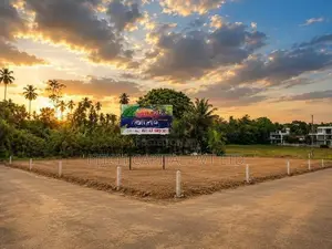 සුන්දර වෙල් යායකට මුහුණලා වටිනා බිම් කොටස් කහතුඩුවෙන්
