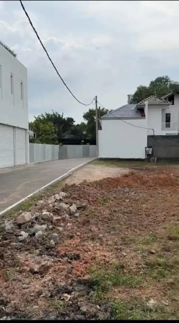 RAJAGIRIYA : 15 PERCHES WATERFRONT PRIME LAND FOR SALE