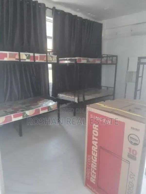 COMMERCIAL PROPERTY THREE STORIED FOR RENT COLOMBO 2 CH2742