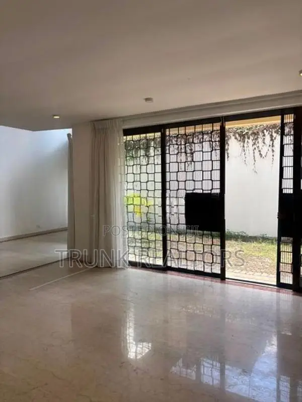 Colombo 07 05BR House For Rent (NK11494)
