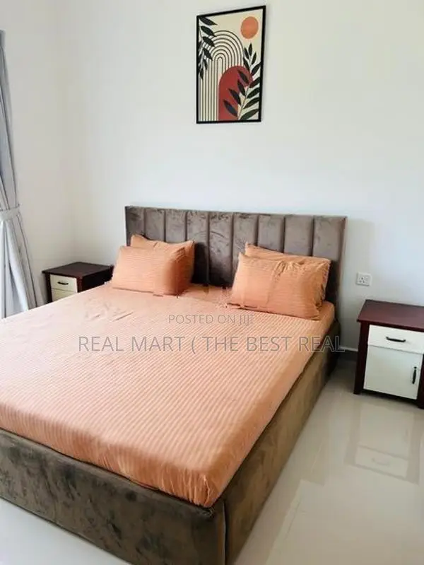 PILIYANDALA : 3-BR (1,070 SQFT) FULLY FURNISHED APARTMENT FOR SALE