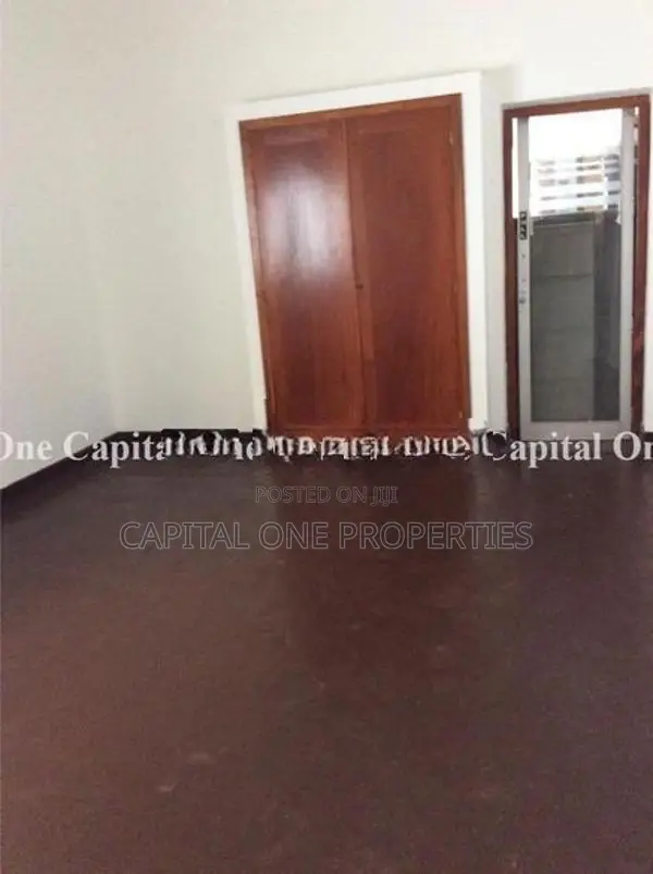 Office For Rent Off Galle Road Colombo 4 - 1518U
