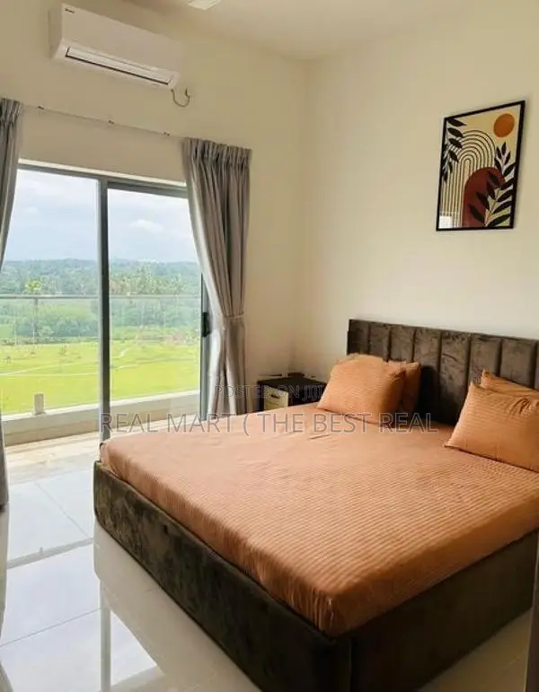 PILIYANDALA : 3-BR (1,070 SQFT) FULLY FURNISHED APARTMENT FOR SALE