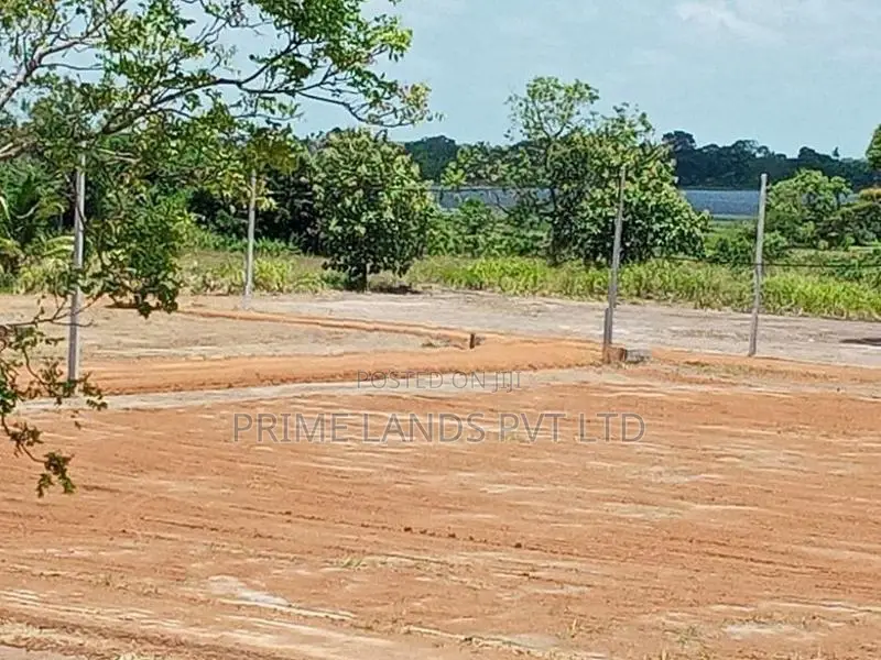 Land for Sale in Anuradhapura Puttalam Road