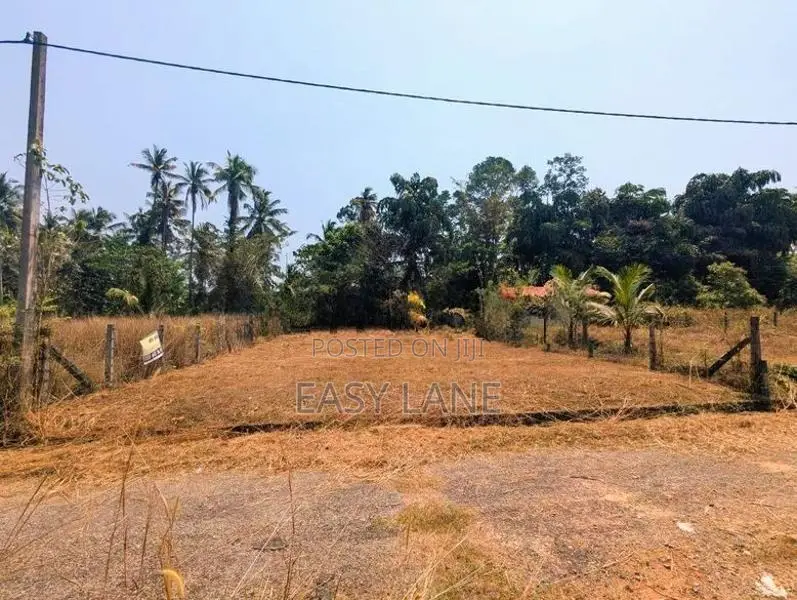 Land for Sale in Divulapitiya