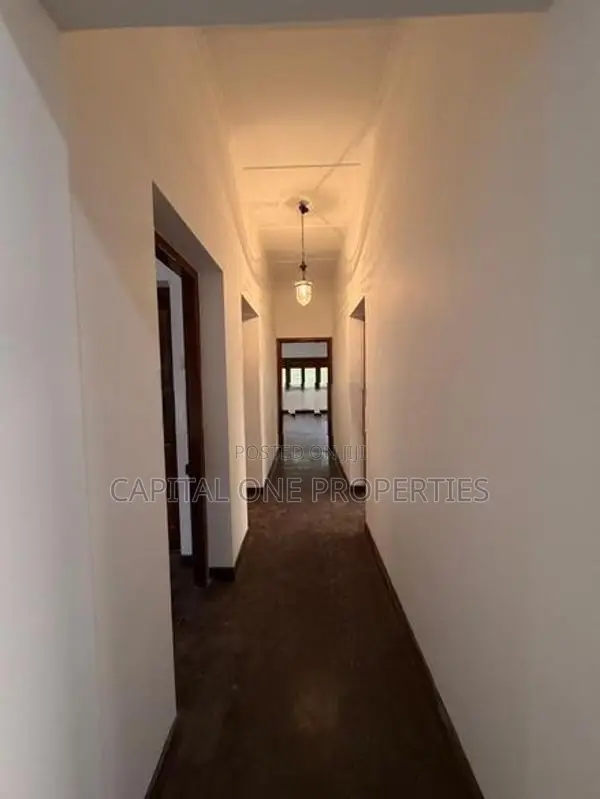 Office For Rent Off Galle Road Colombo 4 - 1518U
