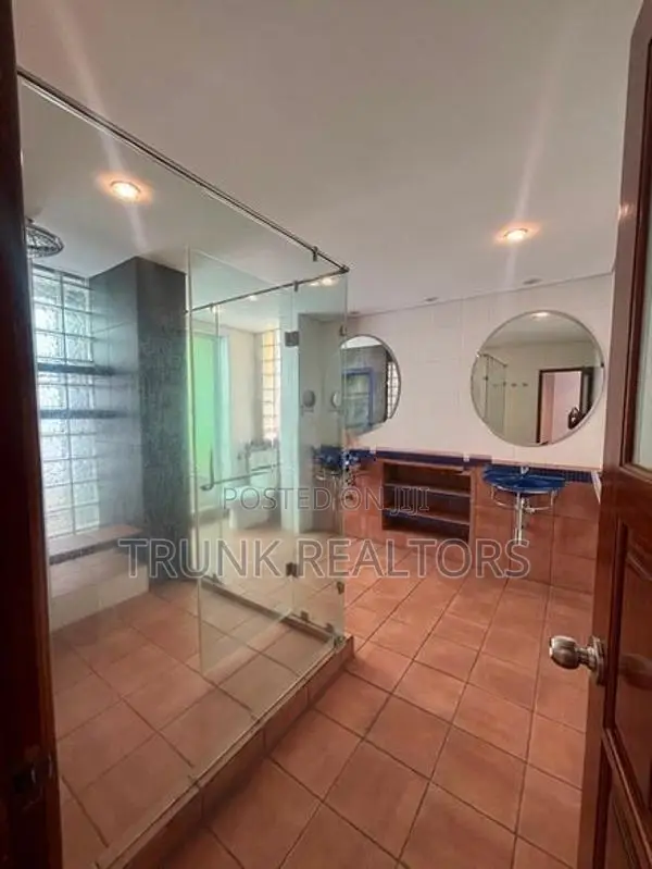 Colombo 07 05BR House For Rent (NK11494)