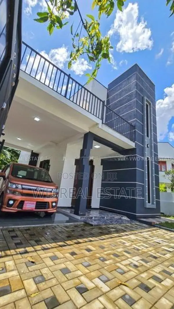 Athurugiriya Brand New 2 Storey Modern Luxury Box Type House For Sale