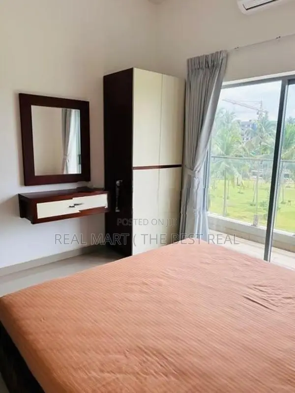 PILIYANDALA : 3-BR (1,070 SQFT) FULLY FURNISHED APARTMENT FOR SALE