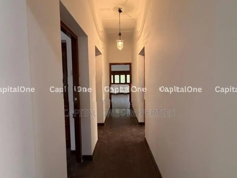 Office For Rent Off Galle Road Colombo 4 - 1518U