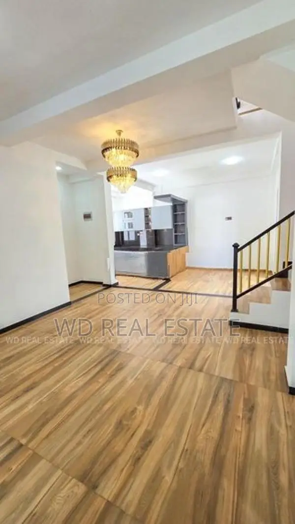 Athurugiriya Brand New 2 Storey Modern Luxury Box Type House For Sale
