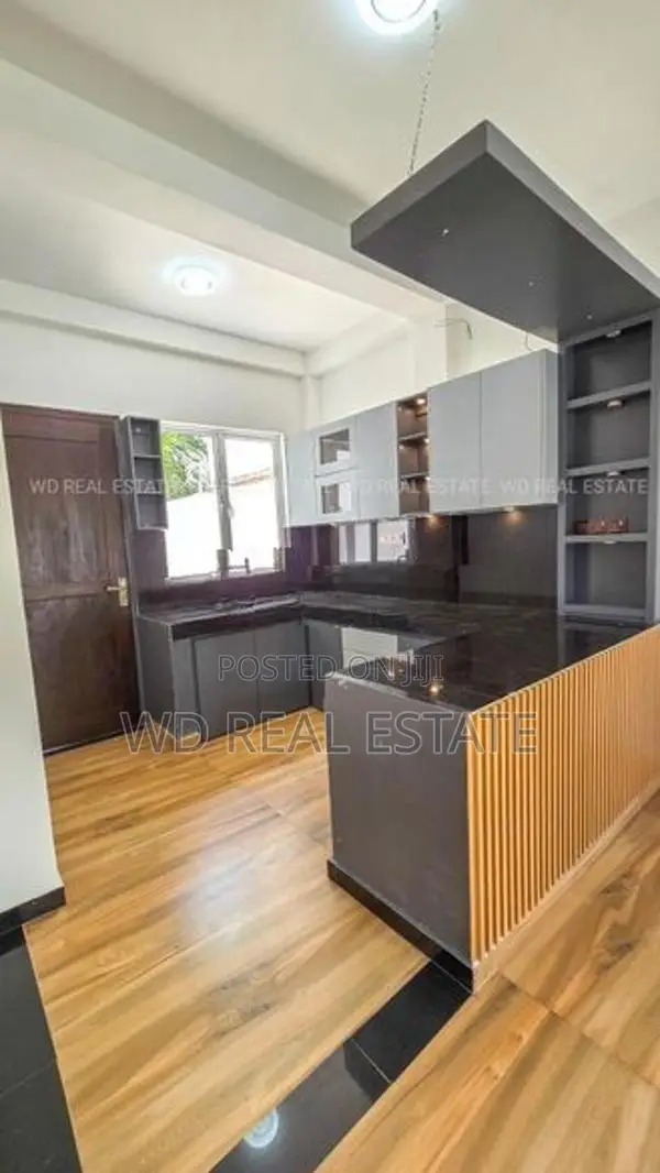 Athurugiriya Brand New 2 Storey Modern Luxury Box Type House For Sale