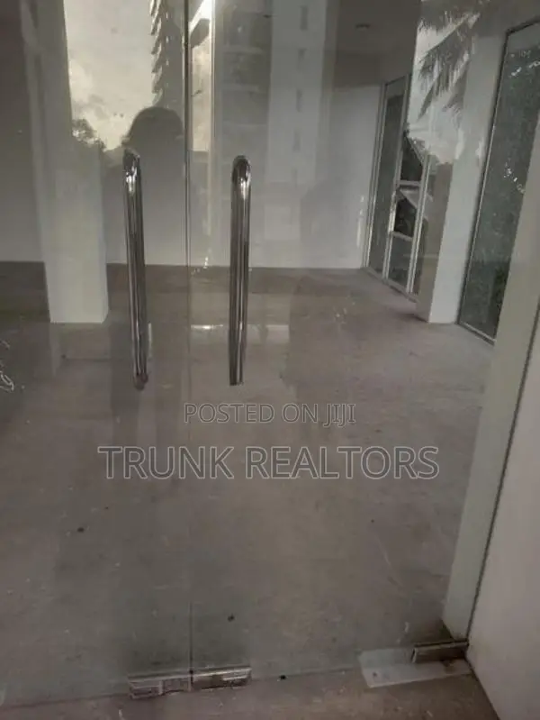 Colombo 05 Commercial Building For Rent (NK11500)