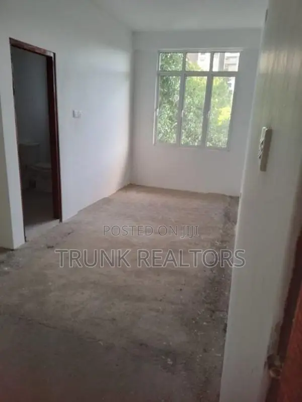 Colombo 05 Commercial Building For Rent (NK11500)