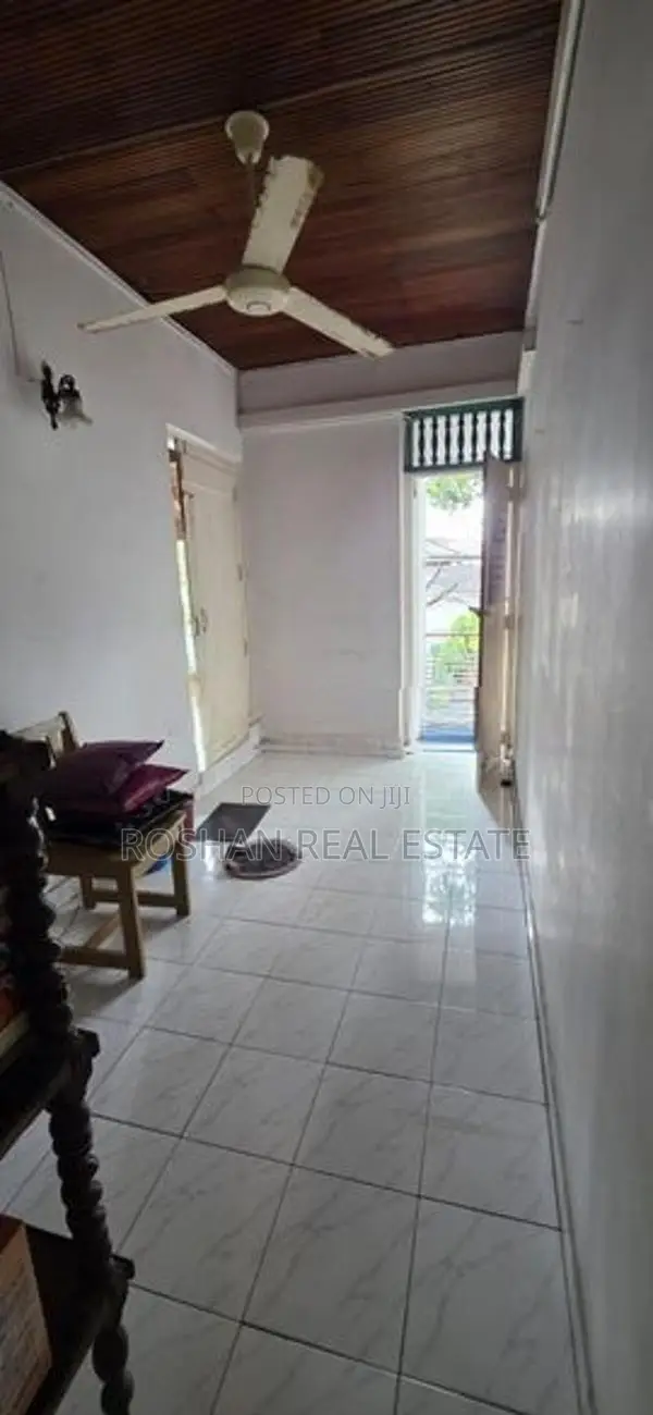 FULLY FURNISHED HOUSE FOR RENT COLOMBO 7 BAUDHALOKA MAWATHA CH2757