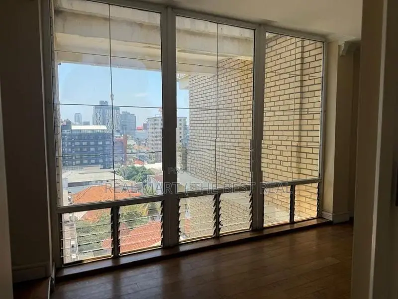 COLOMBO 07 : 4-AC-BR (3400 SQFT) FULLY FURNISHED PENTHOUSE FOR RENT