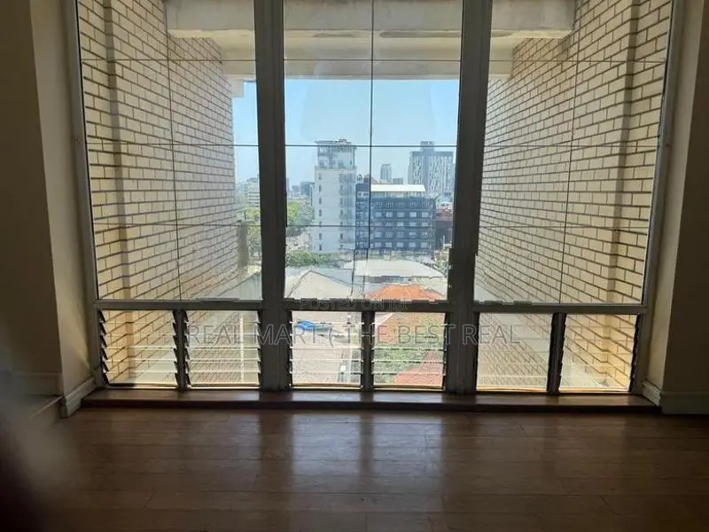 COLOMBO 07 : 4-AC-BR (3400 SQFT) FULLY FURNISHED PENTHOUSE FOR RENT