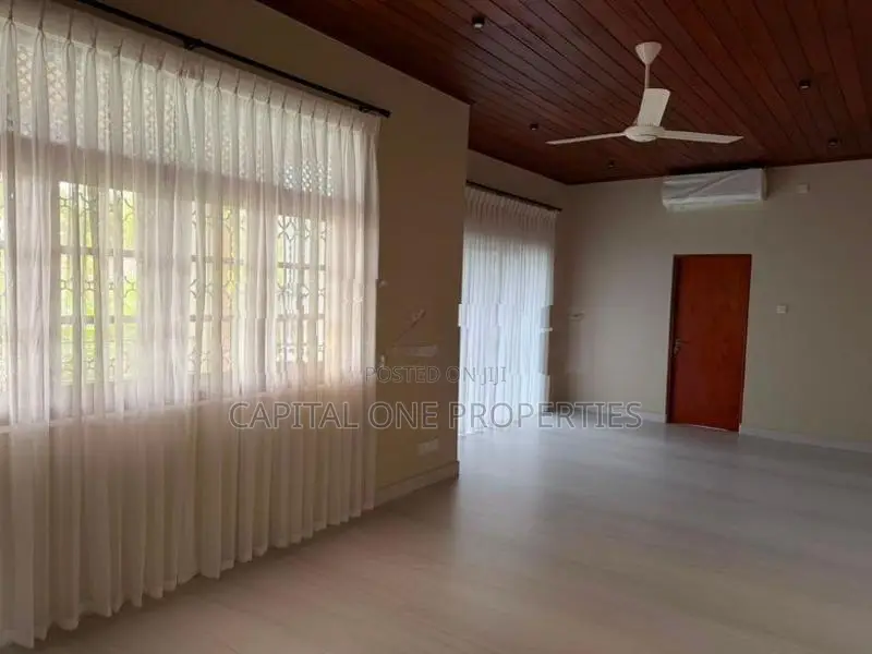 Luxury Modern House For Rent In Mount Lavinia - 4032U