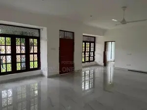 Luxury Modern House For Rent In Mount Lavinia - 4032U