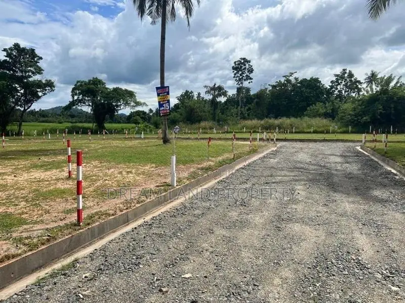 Land of Sale Colombo Road Pothuhara