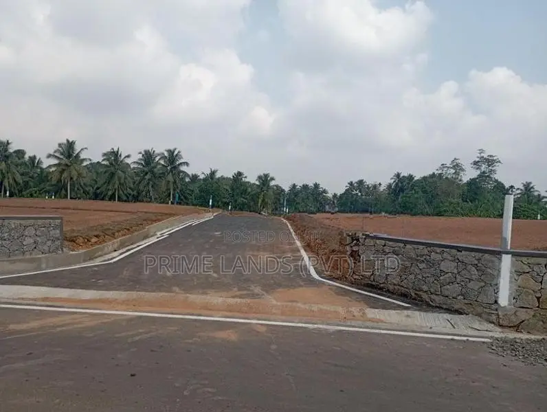 කිරිවත්තුඩුවෙන් හොඳම ඉඩමක්