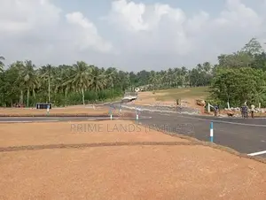 කිරිවත්තුඩුවෙන් හොඳම ඉඩමක්