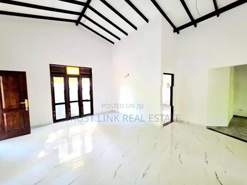 Brand New Single Storey House In Ragama