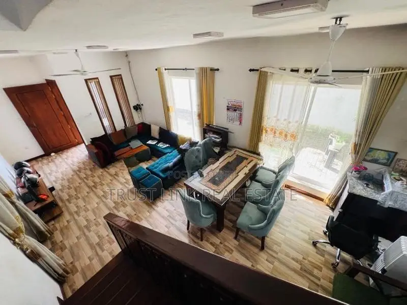 2 Storey House for In Kiribathgoda with Rooftop