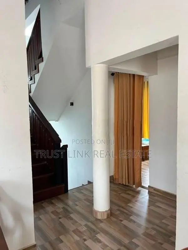 2 Storey House for In Kiribathgoda with Rooftop